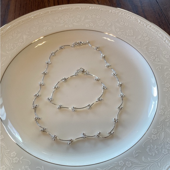 Sterling Silver Necklace/Bracelet Set - Picture 3 of 3